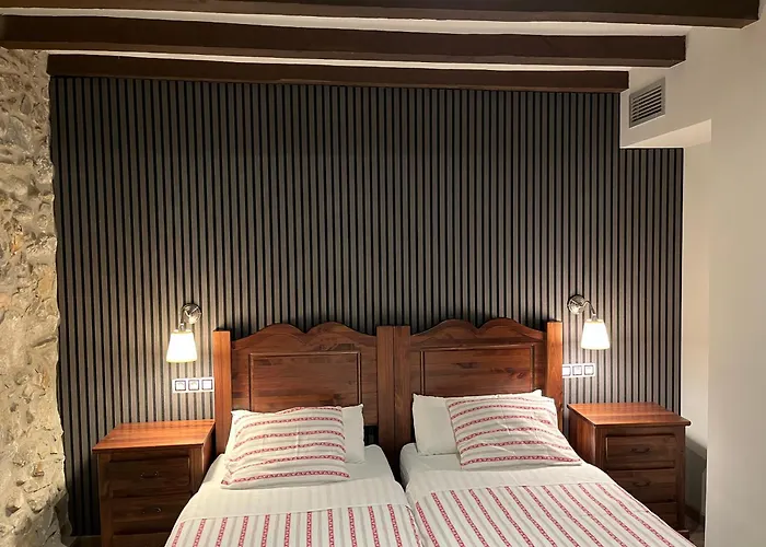 Hostal Casanova de Baix Ripoll